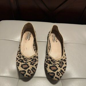 Skechers Leopard Print Pointed Toe Flats - Women
